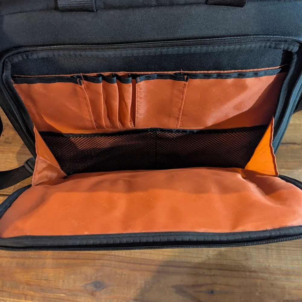 Everki laptop briefcase